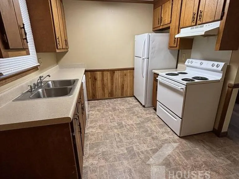 120 New Prospect Church Rd #B — Photo 5