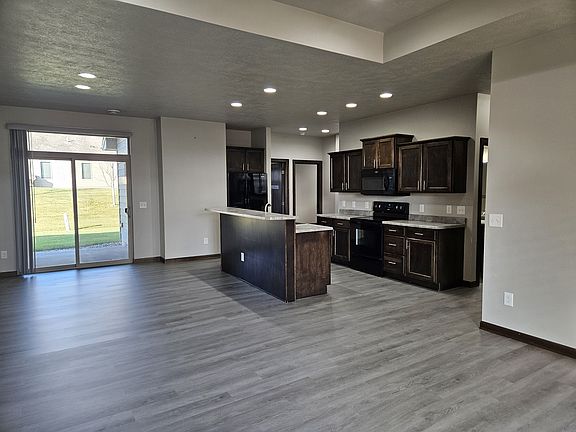 3rd image of 6413 S Callie Eve Cir #1