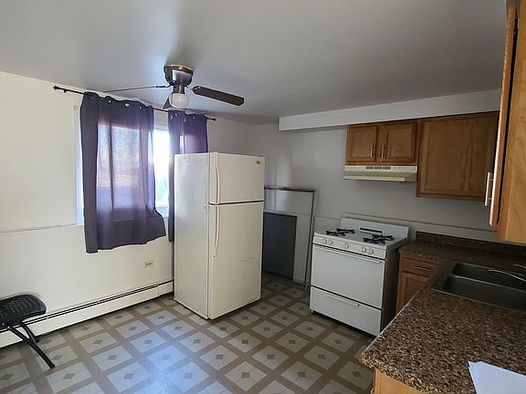4th image of 1335 Abbott Dr APT 1