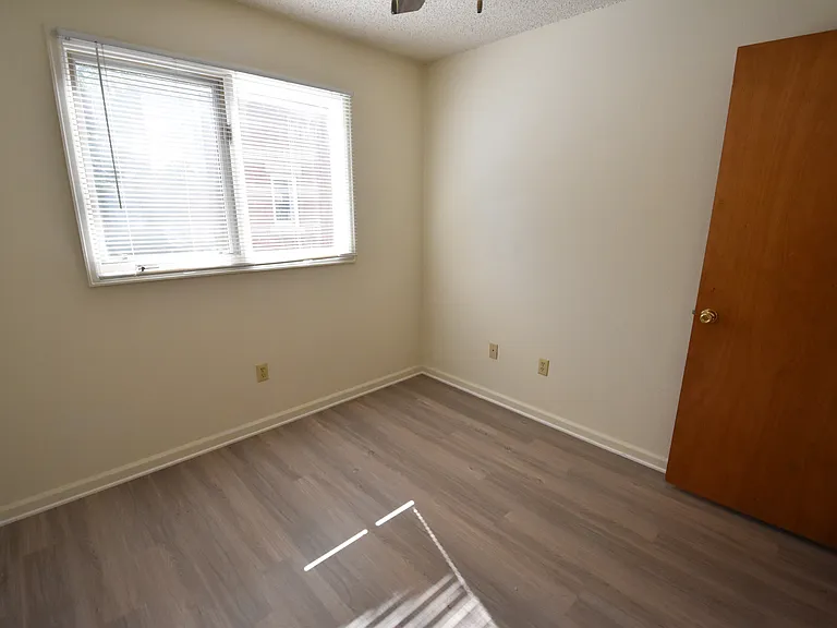 1921 Walnut St #102 — Photo 15