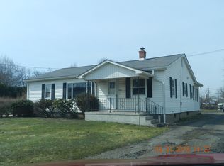 5922 Glade Dr, Erie, PA 16509