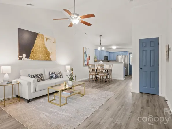 736 Waterfall Way, Clover, SC 29710