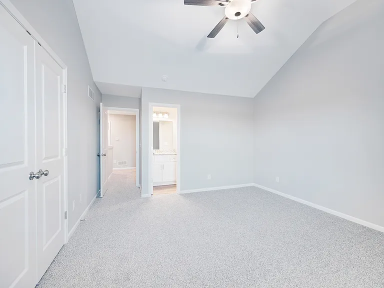 Copper Creek Apartments — Photo 24