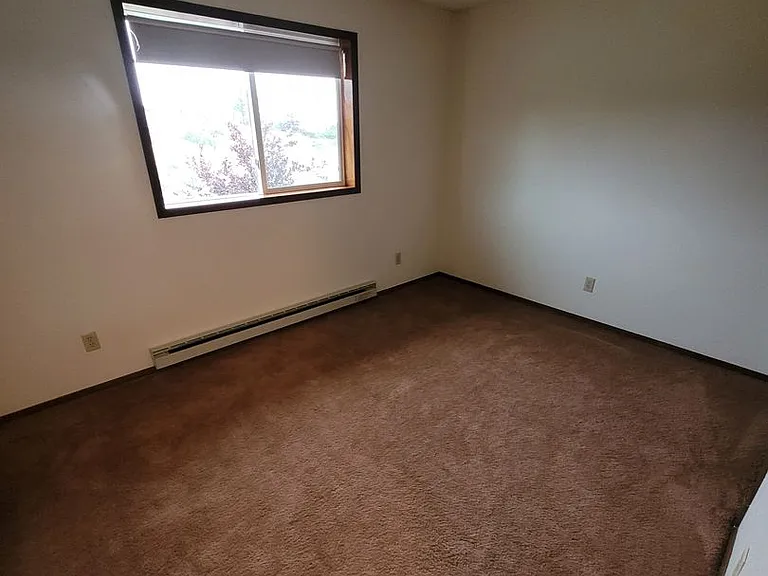 6731 Hollister Cir — Photo 3