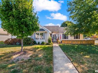 148 Hawthorne, Williamsville, IL 62693