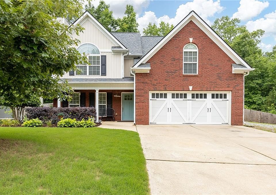 1st image of 419 Shoals Trl