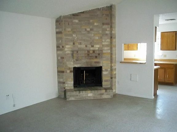 3rd image of 12806 Sandrock Dr