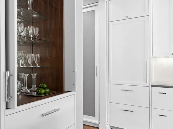 557 Ninth Street image 7 of 21