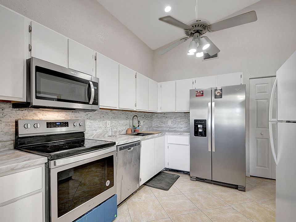 1st image of 4287 Willow Pond Circle