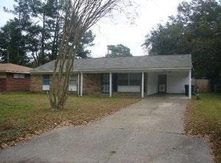 2586 McArthur Dr, Memphis, TN 38128