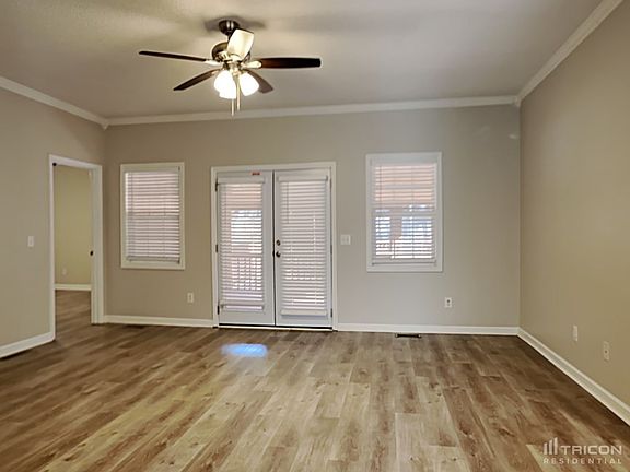 4th image of 11 Briar Chase Ct