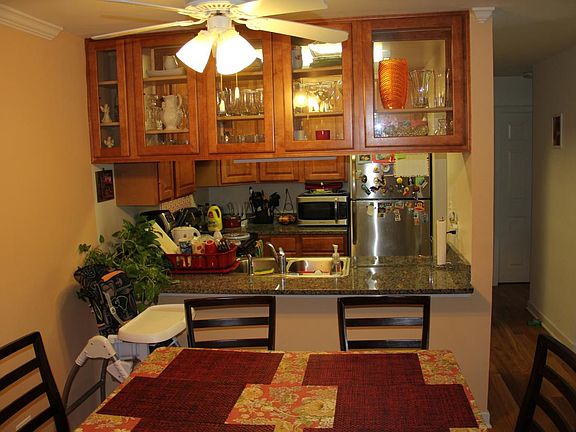 5th image of 7936 Janes Ave #101