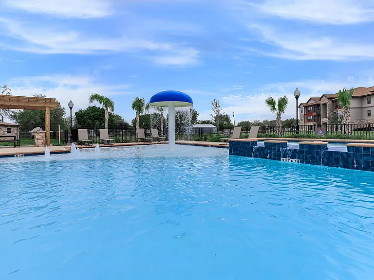 815 N Shary Blvd — Photo 18