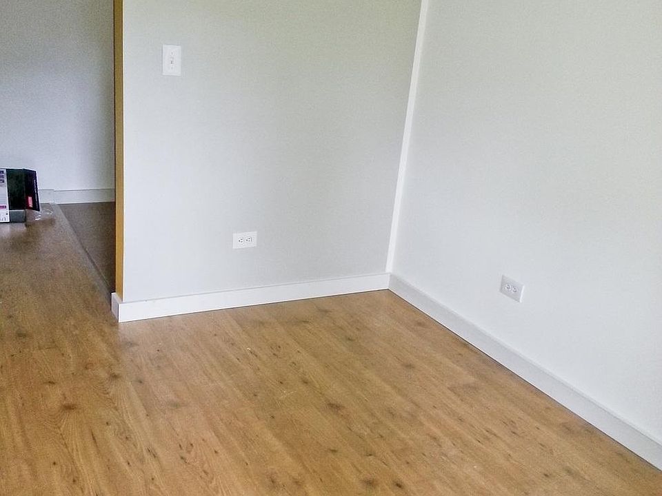 2nd image of 4144 W 87th St