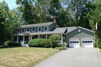 1st image of 517 Rehill Ct