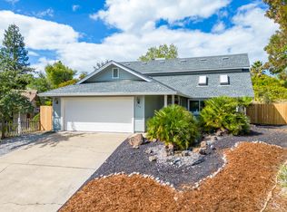 936 Bahama Ct, Redding, CA 96003