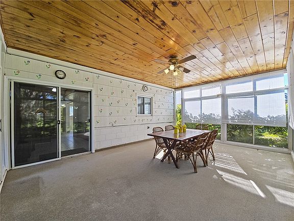 3rd image of 61 Debby Ln