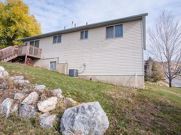 5th image of 1635 E Murdock Dr