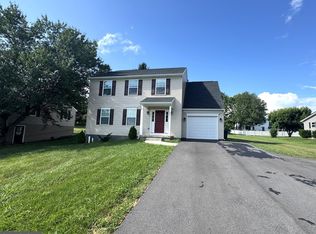 65 Hillside Dr, Lewistown, PA 17044