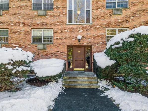 9 Dove Court #V, Croton-on-Hudson, NY 10520