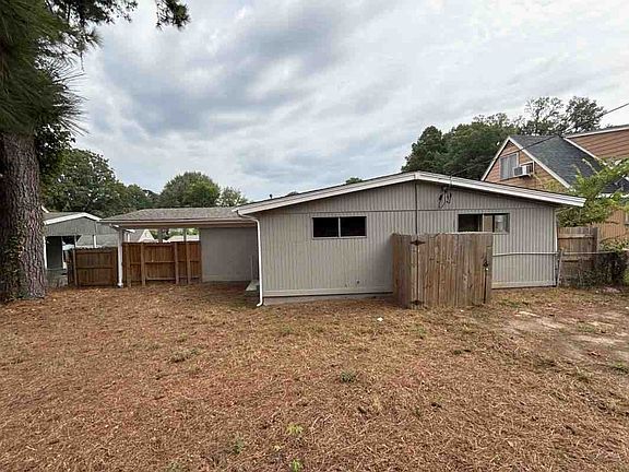 2nd image of 749 Ledbetter Ave