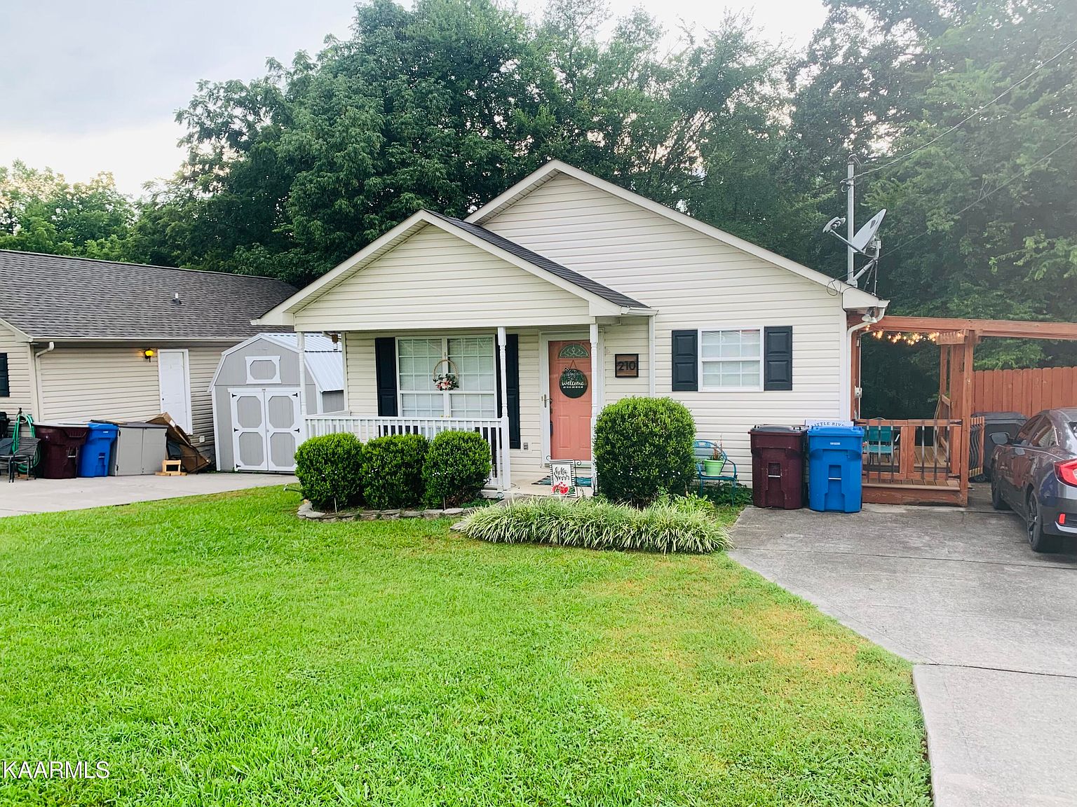 210 W Edison St, Alcoa, TN 37701 Zillow