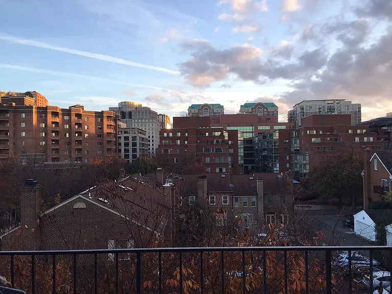 1114 N Taylor St #B — Photo 6