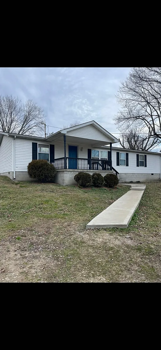 Building Photo - 34 Ridgeway Dr