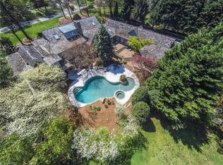 1804 Worsham Pl, Greensboro, NC 27408