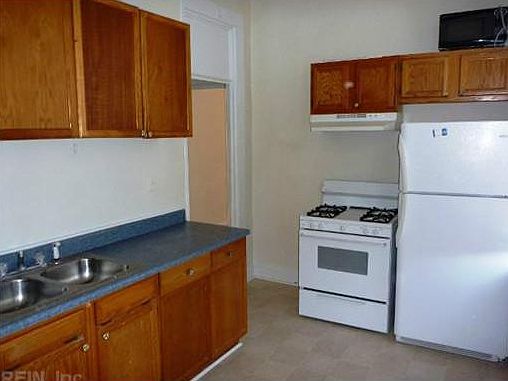 1st image of 720 Dinwiddie St