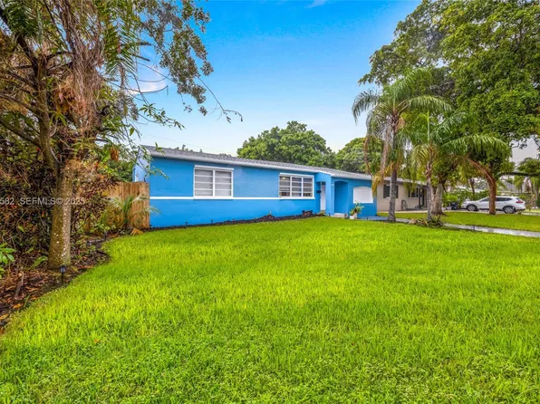 2506 Mayo St, Hollywood, FL 33020