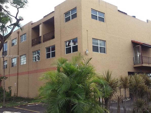 1300 W 53rd St APT 7, Hialeah, FL 33012