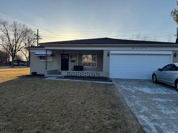 33905 Clifton Dr, Sterling Heights, MI 48310