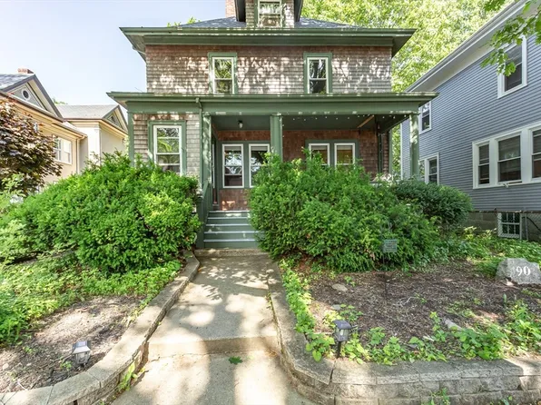 90 Rotch St, New Bedford, MA 02740