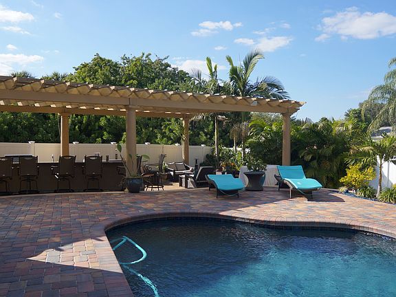 Outdoor kitchen