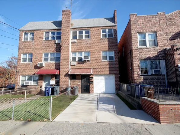 61-11 162nd Street, Fresh Meadows, NY 11365