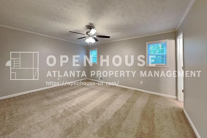 2426 Emberwood Dr NW — Photo 7