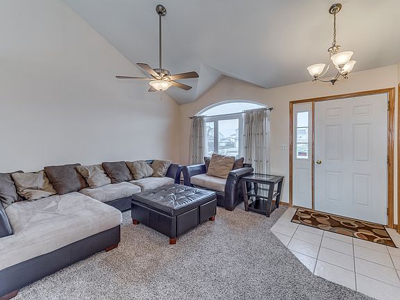 4th image of 16179 W Carlow Cir