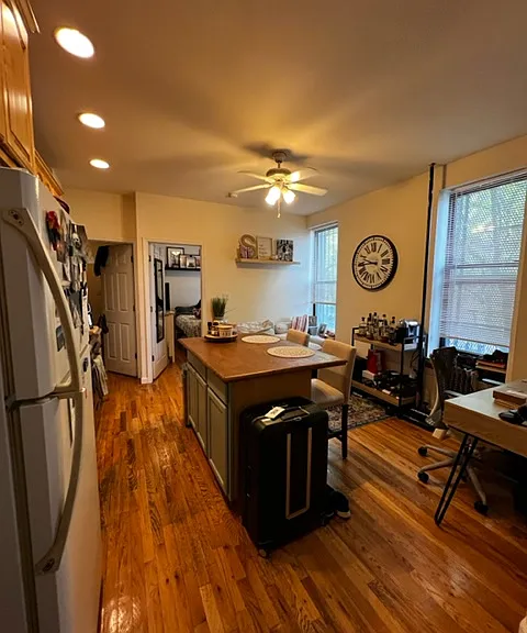671 Union St #2R — Photo 4