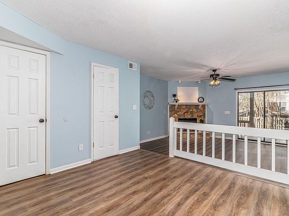 5th image of 319 Joshua Tree Drive