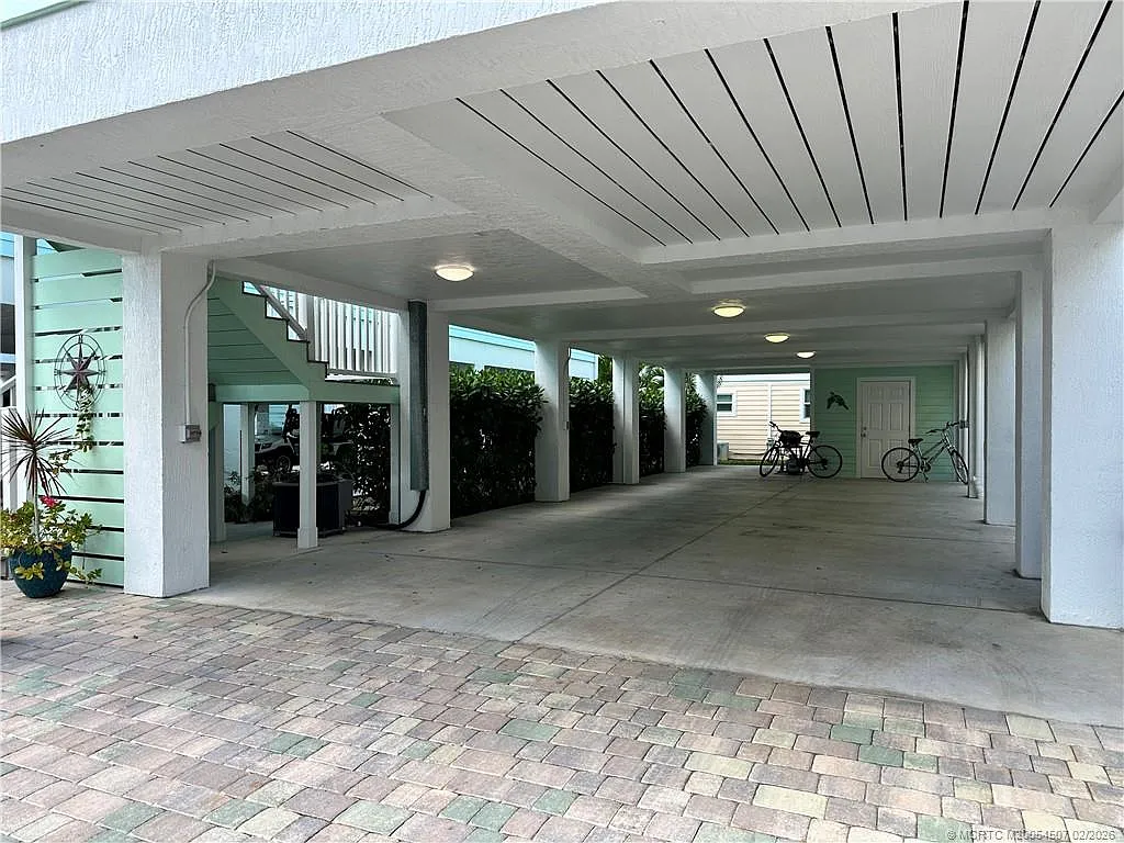 Building Photo - 378 NE Wharfs Way