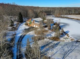 355 Shaw Rd, Middletown, NY 10941