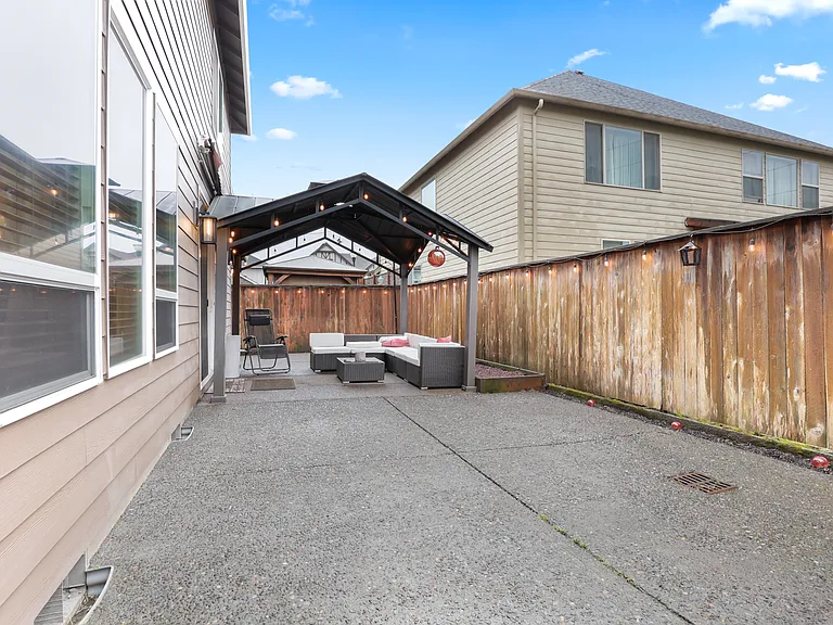 13212 NE 61st Cir — Photo 27