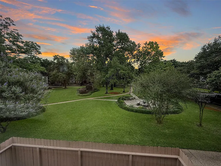 13240 Trail Hollow Dr #3240 — Photo 8