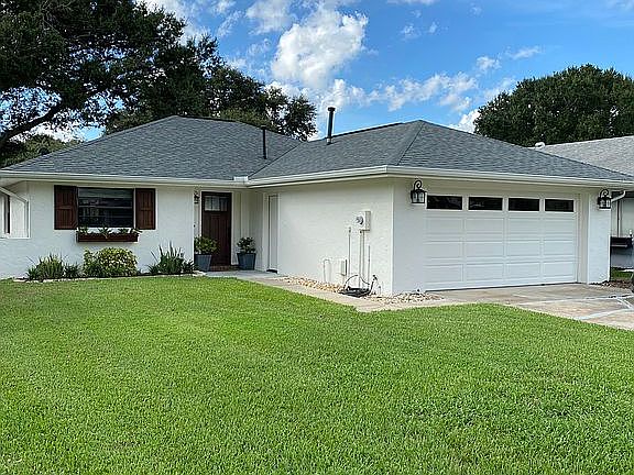 2nd image of 624 Wexford Ct