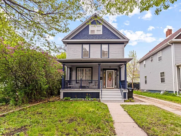 205 14th St S, Fargo, ND 58103