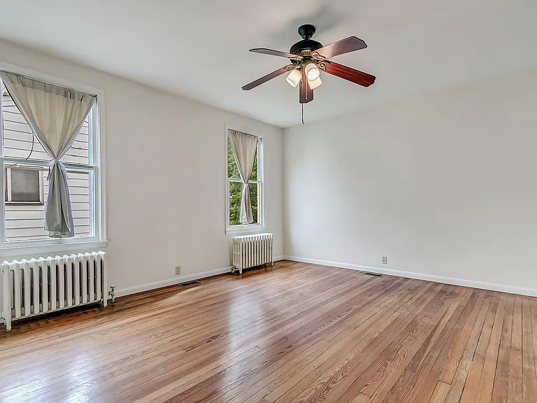 9038 Rhode Island Ave — Photo 31