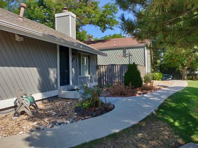 10121 E Peakview Ave, Englewood, CO, 80111