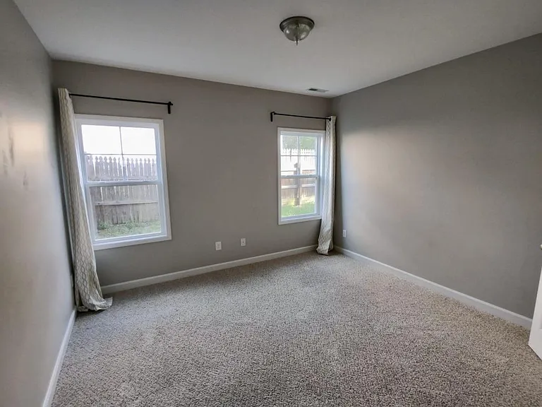 1525 Gallant Fox Ct — Photo 12