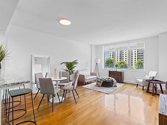 2nd image of 8100 River Rd APT 510